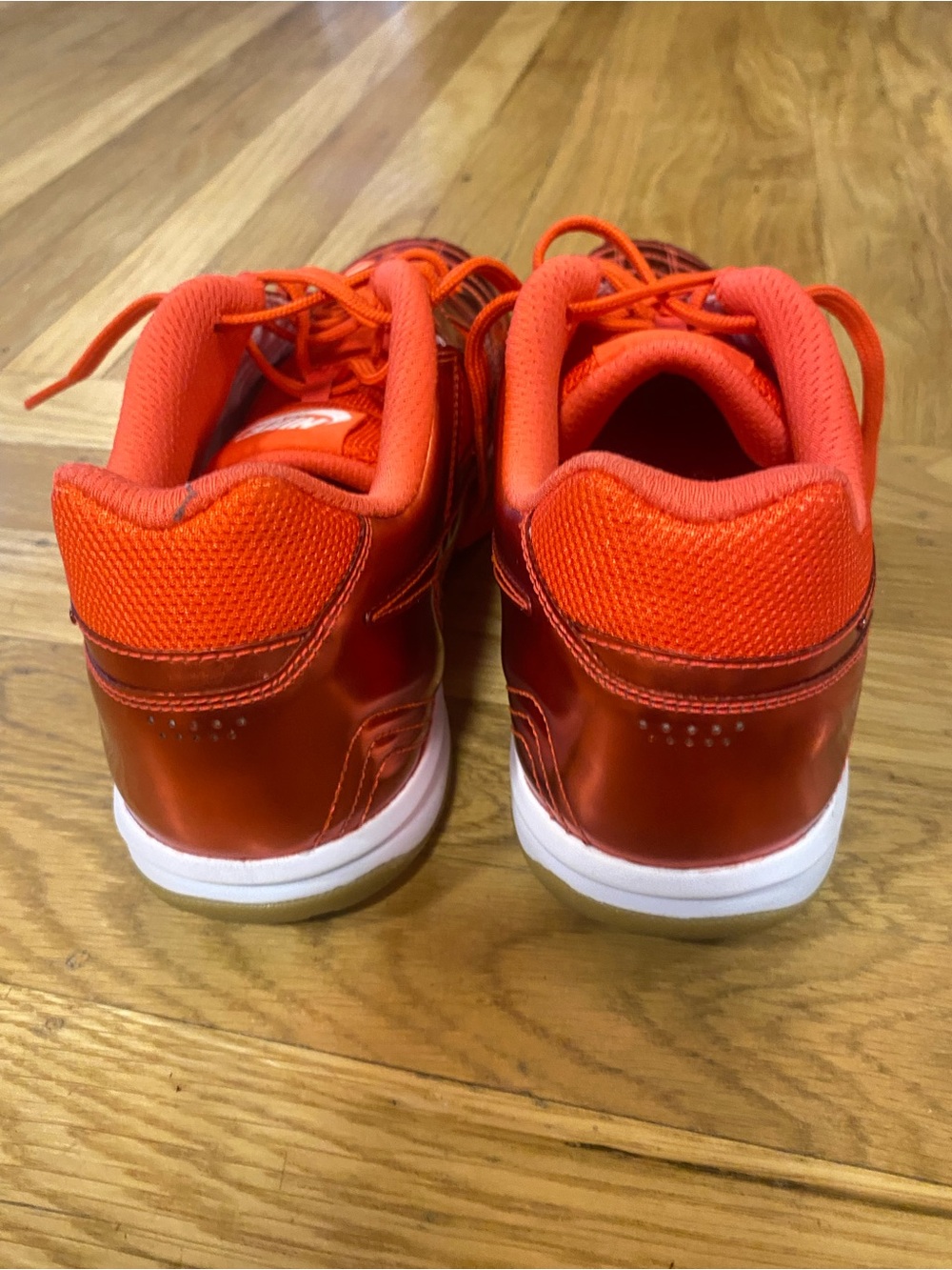 NEW Nike Gato LV8 Red Crimson Gum Bottom Sneakers Mens - Picture 5 of 7